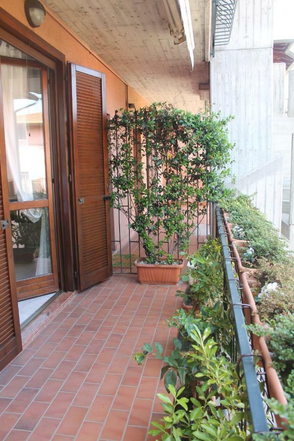 Indesenzano Apartment Desenzano del Garda Dış mekan fotoğraf