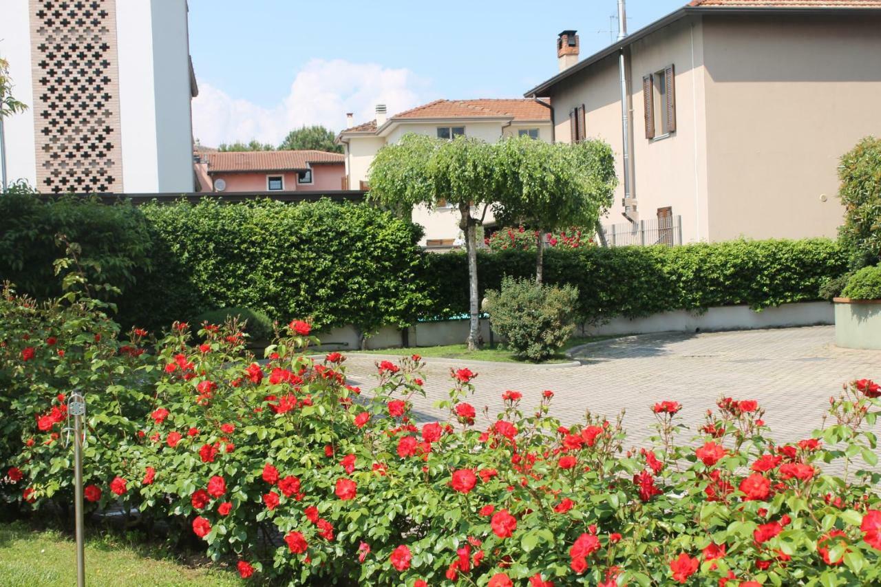 Indesenzano Apartment Desenzano del Garda Dış mekan fotoğraf